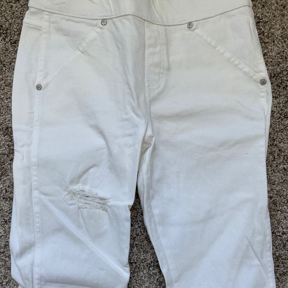 White Jeans - Picture 2 of 4